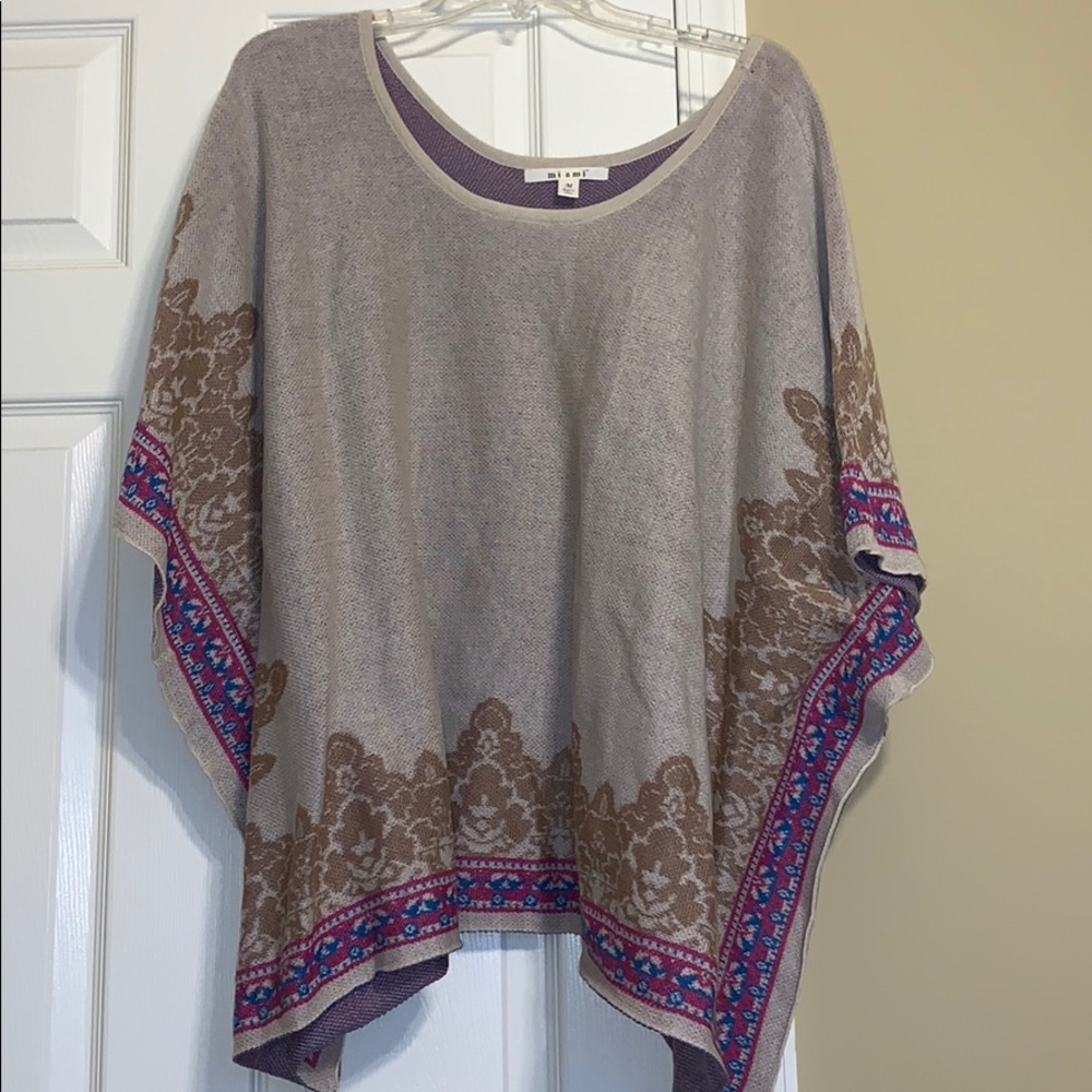 Beautiful Miami Brand Sweater Poncho